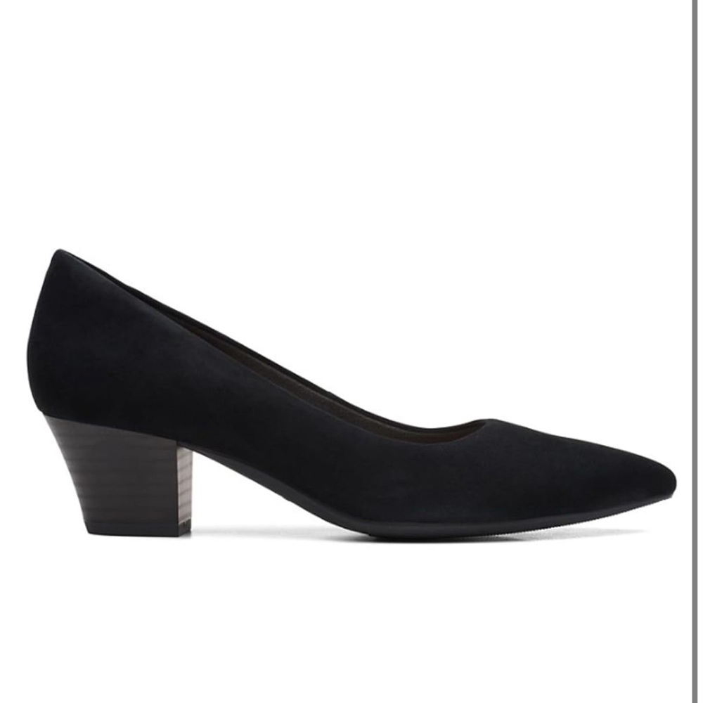 Clarks Women's Teresa Step Pump Black Suede Comfort Pointy Toe Women’s Shoe 7.5